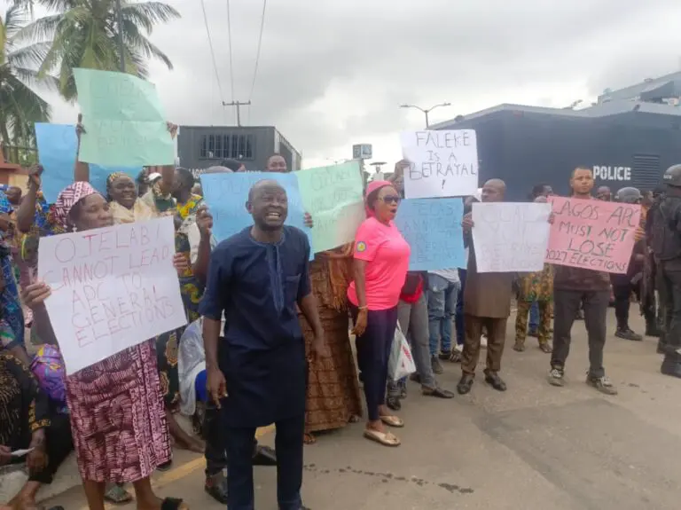 APC-protest