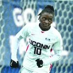 chioma-okafor-falcons-solo