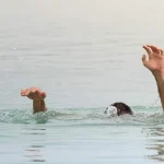 drowns