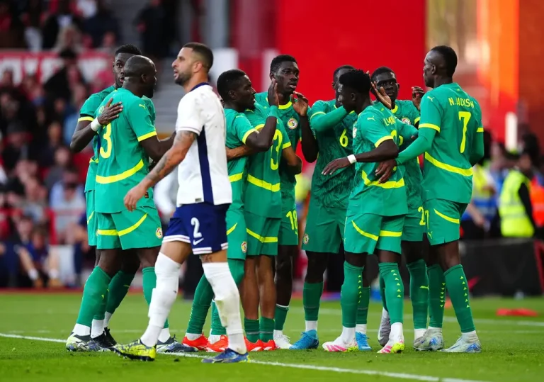 Senegal-vs-England-60a9f36c
