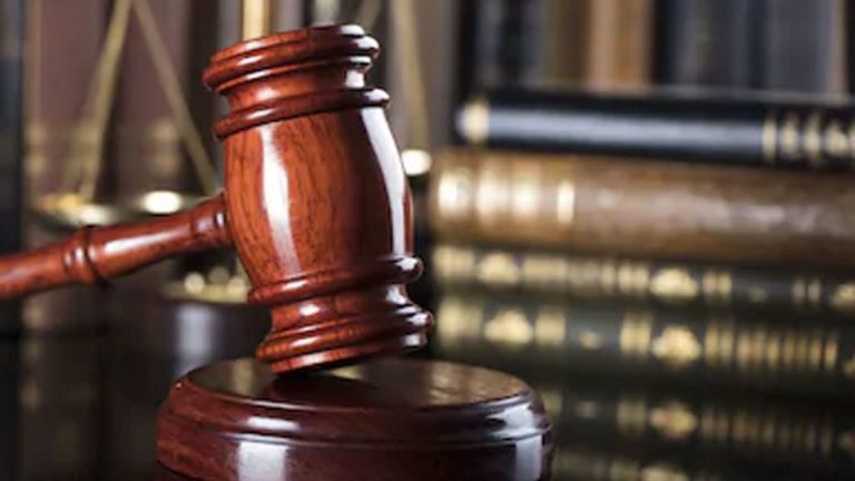 court-1